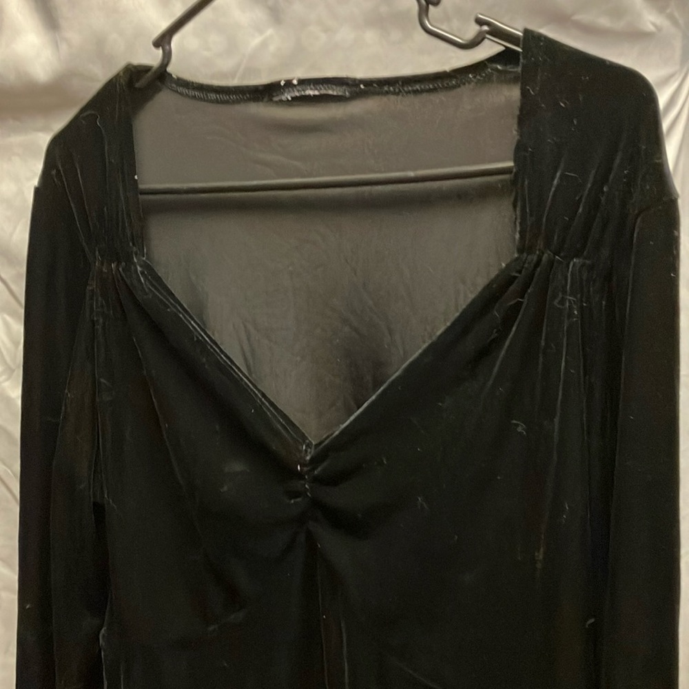 Women’s V-Neck Plush Blouse. Unknown Brand